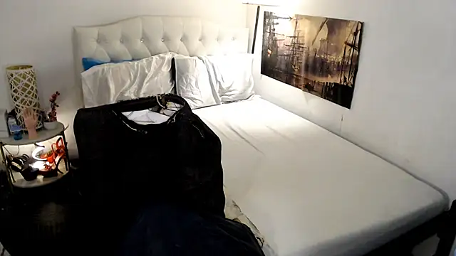 Živý XXX chat NinaDOM4CUM