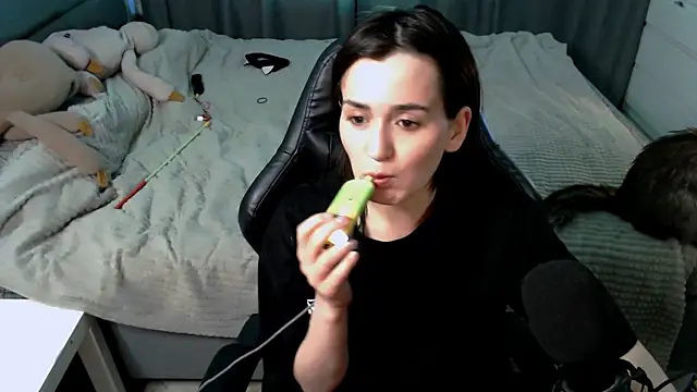 Онлайн чат XXX KiraYammy