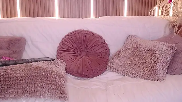 Chat XXX en directo de MiaGinger_