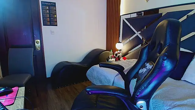 Kittie_Vixen's Webcam Show