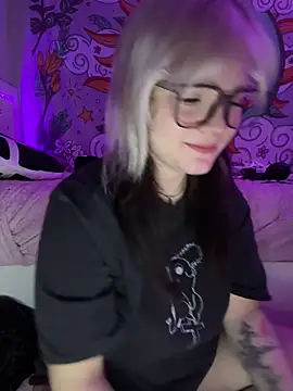 Cutiepiespanks' Webcam Show