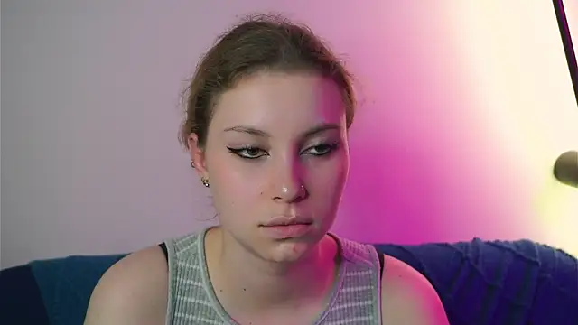 Sairallyn's Live XXX Chat
