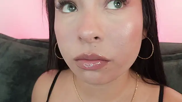 Živý XXX chat mia_roux1