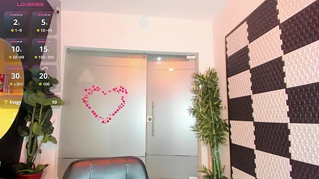 MelodyBlazze 现场XXX聊天