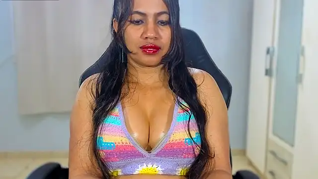 FannyXhot 现场XXX聊天