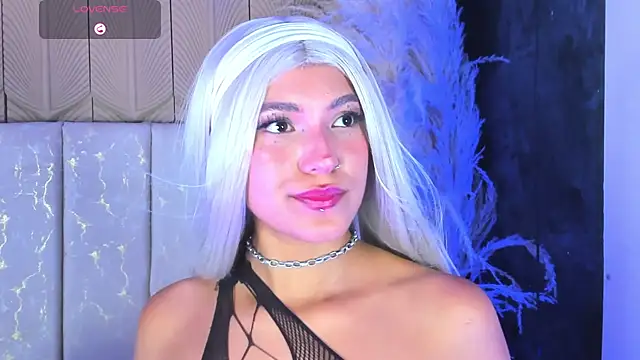 Chat XXX ao vivo de KatieRougee_