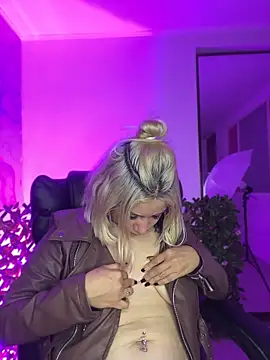 Онлайн чат XXX noah_ec