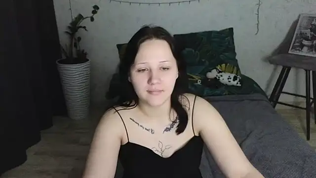 Tori_cute Show in webcam