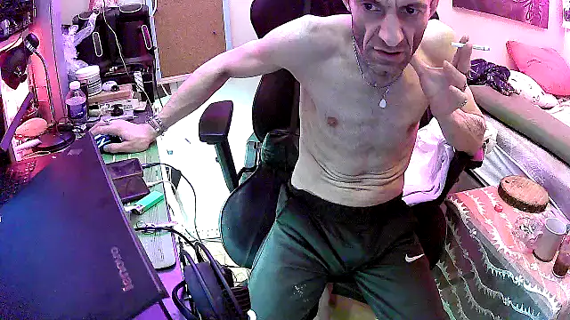 Aktorihann – Naživo XXX chat