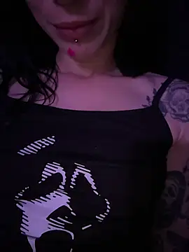 MissMidnightUK Webcam Show