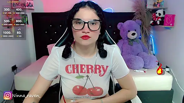 Ninna_ravenn's Live XXX Chat