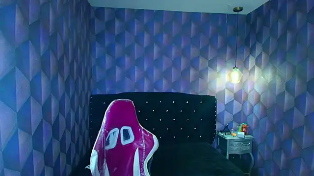 Chat +18 de LiaHarryis ao vivo