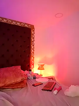 SelenaBloom live XXX chat