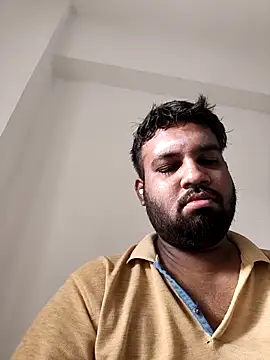 vinay_smalldick Adlı Modelin Canlı XXX Sohbeti