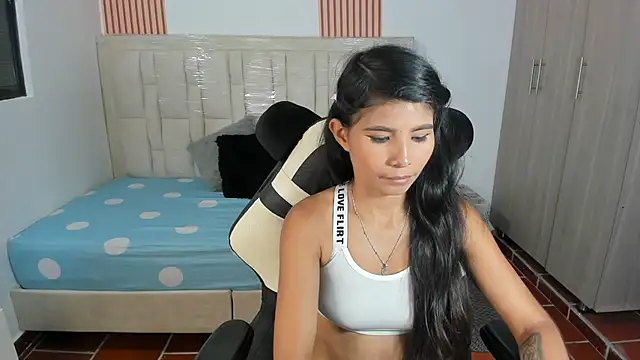 14_Dulce Adlı Modelin Canlı XXX Sohbeti