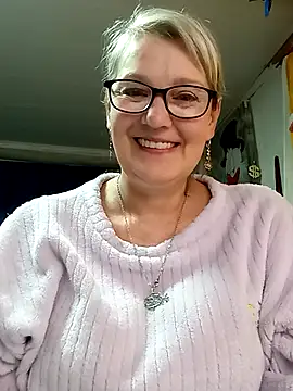 irinamaux's Live XXX Chat