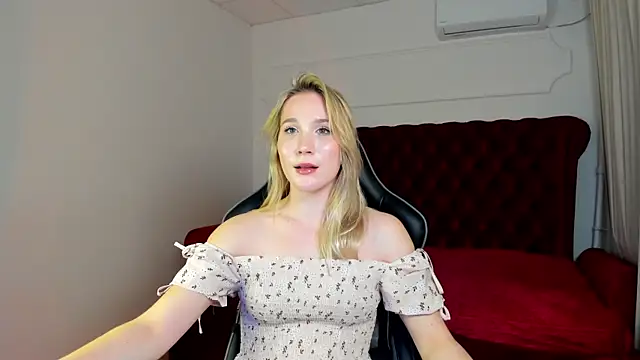Živý XXX chat ElaraVoltage