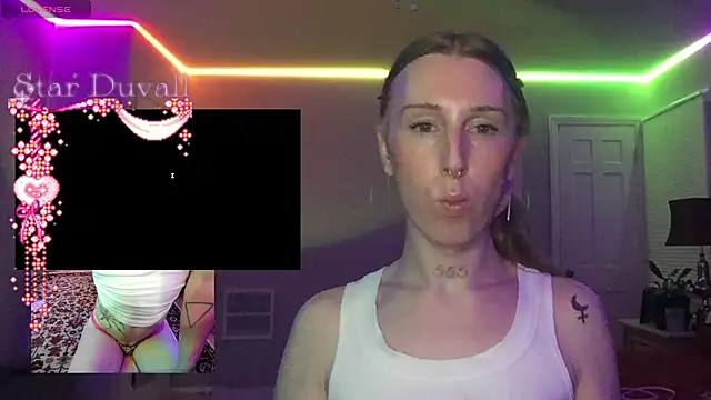 Chatroom XXX en direct de StarDuvall