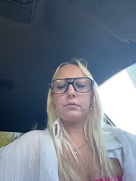 MerlinDave live XXX chat