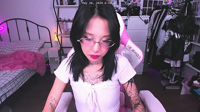 ashleywowmeow Live XXX-chat