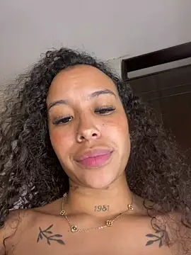MarieLeon Live XXX Chat