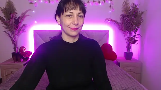 LiluGrants Chat XXX in diretta