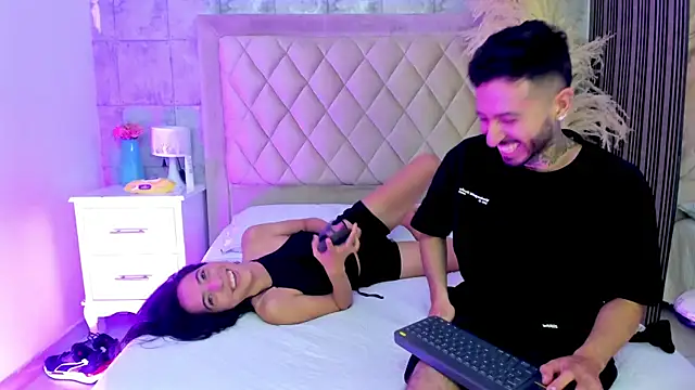 StevenAndLaura – Naživo XXX chat