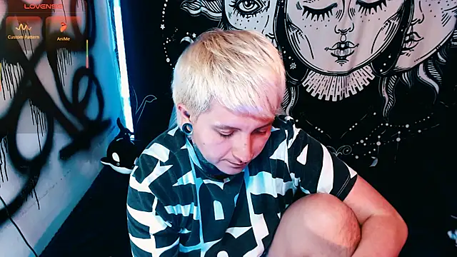 Marieblueeyes webcam show