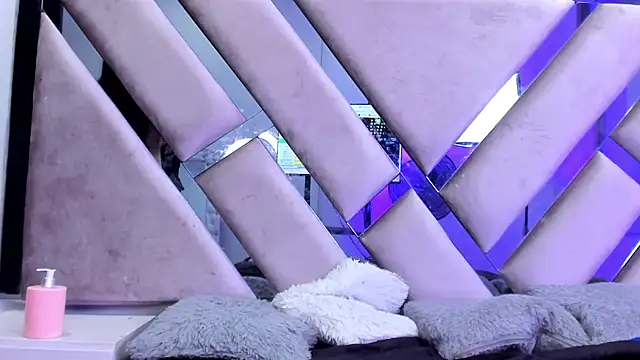 Sala de chat en directo de Elena_Tylor