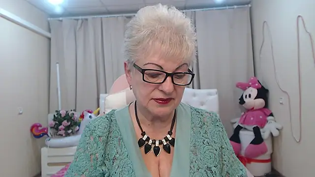 KayleSmoll Chat XXX in diretta