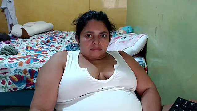 yulieth_bbw's Live XXX Chat
