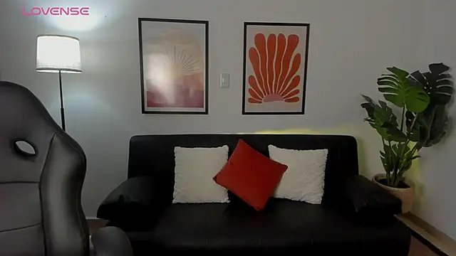 nova_silk Live XXX Chat