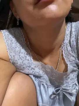 -Pici-'s Live XXX Chat