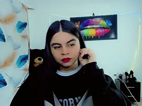 Maddi_ivanova2026's Live Sex Cam Show