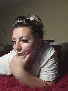 Sweetredvelvet Webcam show