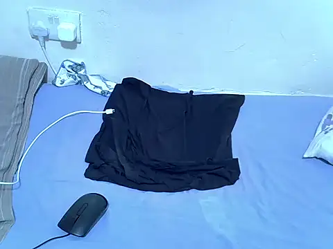 Twerl: απευθείας συνομιλία ΧΧΧ