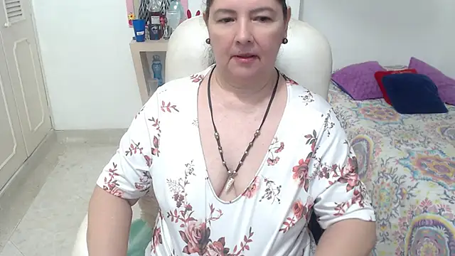 leonela_69 – Live XXX-chat