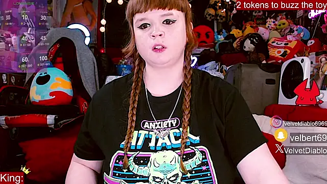 VelvetDiablo élő XXX-chatje