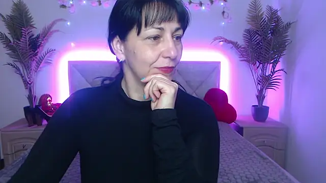LiluGrants – Live XXX-chat