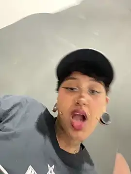 xlanecryx Webcamshow