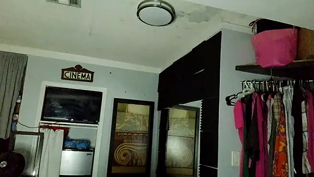StarinThecloudz Show Webcam