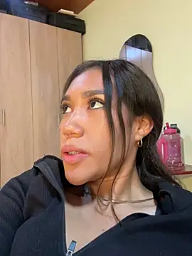 Czat XXX na żywo – zoe_storm