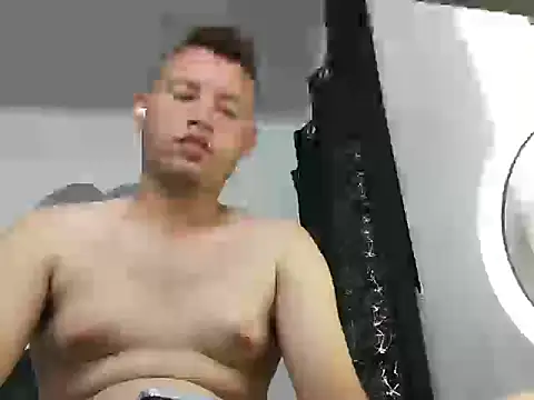 sven_fox723 webkamerás műsora