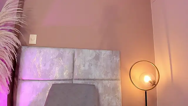 Chatroom XXX en direct de AndraCyruss