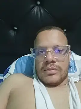 charly310319 Webcamshow