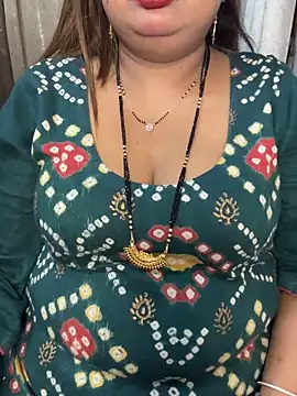 Geet-Punjaban's Live XXX Chat