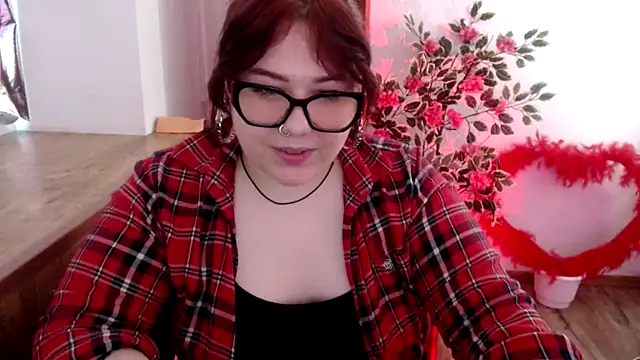 KarolinasHot – webcam-show
