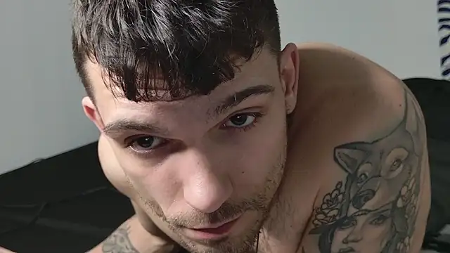 JackDesFeux Chat XXX in diretta
