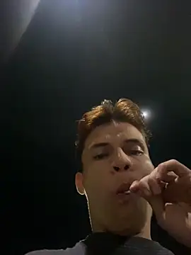 Leon_Wild 라이브 XXX 채팅