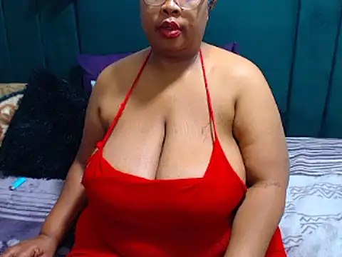 BUSTYTUMIXX23 webkamerás műsora